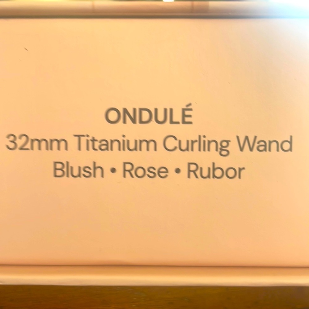 L’ange Ondulé 32mm Titanium Curling Wand